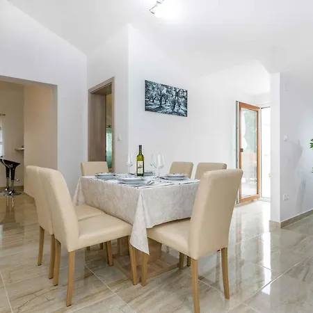 Apartament In - Insel Krk 38057 *
